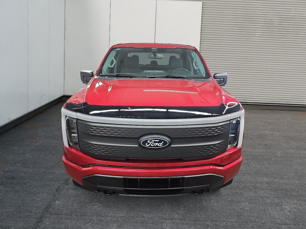 2024 Ford F-150 Lightning XLT SuperCrew 4x4 Navigation in Sherbrooke, Quebec - 2 - w1024h768px