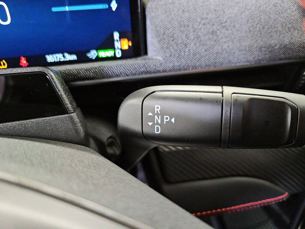 2025 Ford Mustang Mach-E Premium in Sherbrooke, Quebec - 15 - w1024h768px