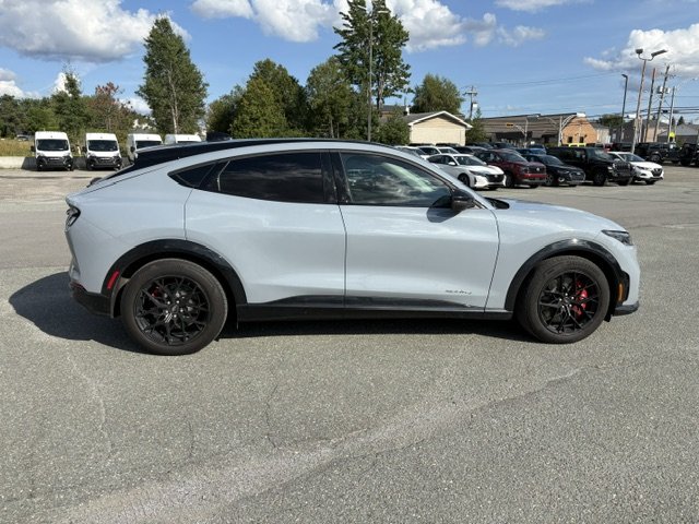 Ford Mustang Mach-E Premium 2025 à Sherbrooke, Québec - 6 - w1024h768px