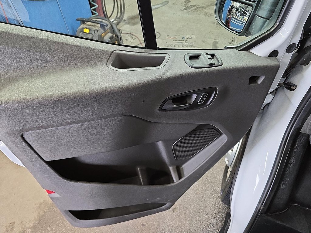 Ford Transit Cargo Van T250 EL AWD TOIT SURELEVE PNBV DE 9 070 LBS 2022 à Sherbrooke, Québec - 11 - w1024h768px