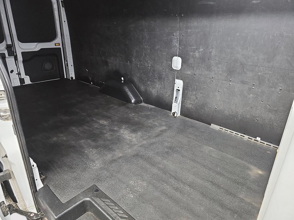 Ford Transit Cargo Van TRANSIT // CARGO 2023 à Sherbrooke, Québec - 17 - w1024h768px