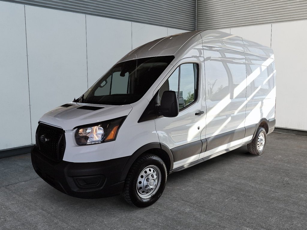 2023 Ford Transit Cargo Van T-250 // CARGO VAN // 148'' in Sherbrooke, Quebec - 1 - w1024h768px