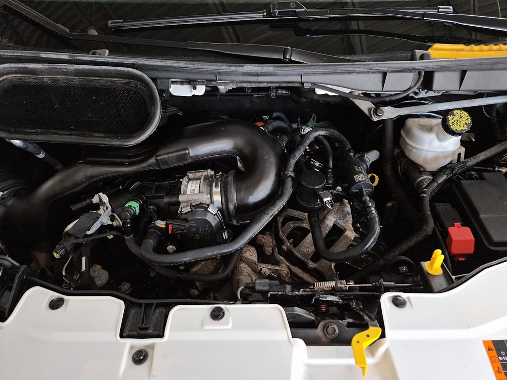 2023 Ford Transit Cargo Van T-250 // CARGO VAN // 148'' in Sherbrooke, Quebec - 8 - w1024h768px