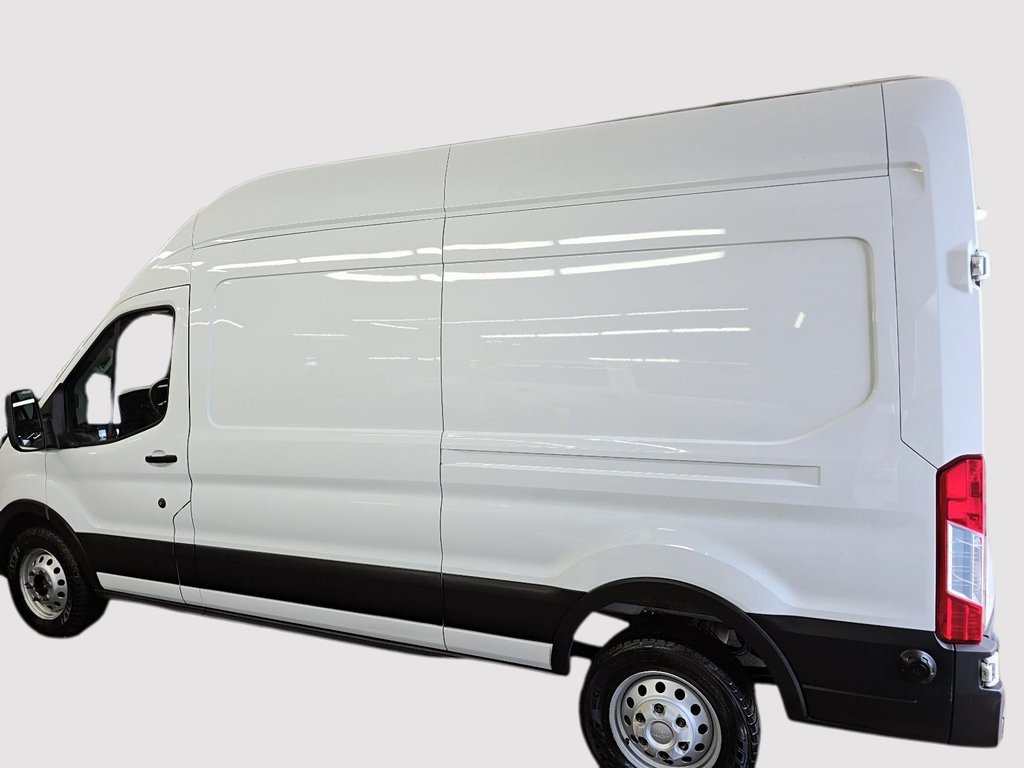 2024 Ford Transit Cargo Van in Sherbrooke, Quebec - 4 - w1024h768px