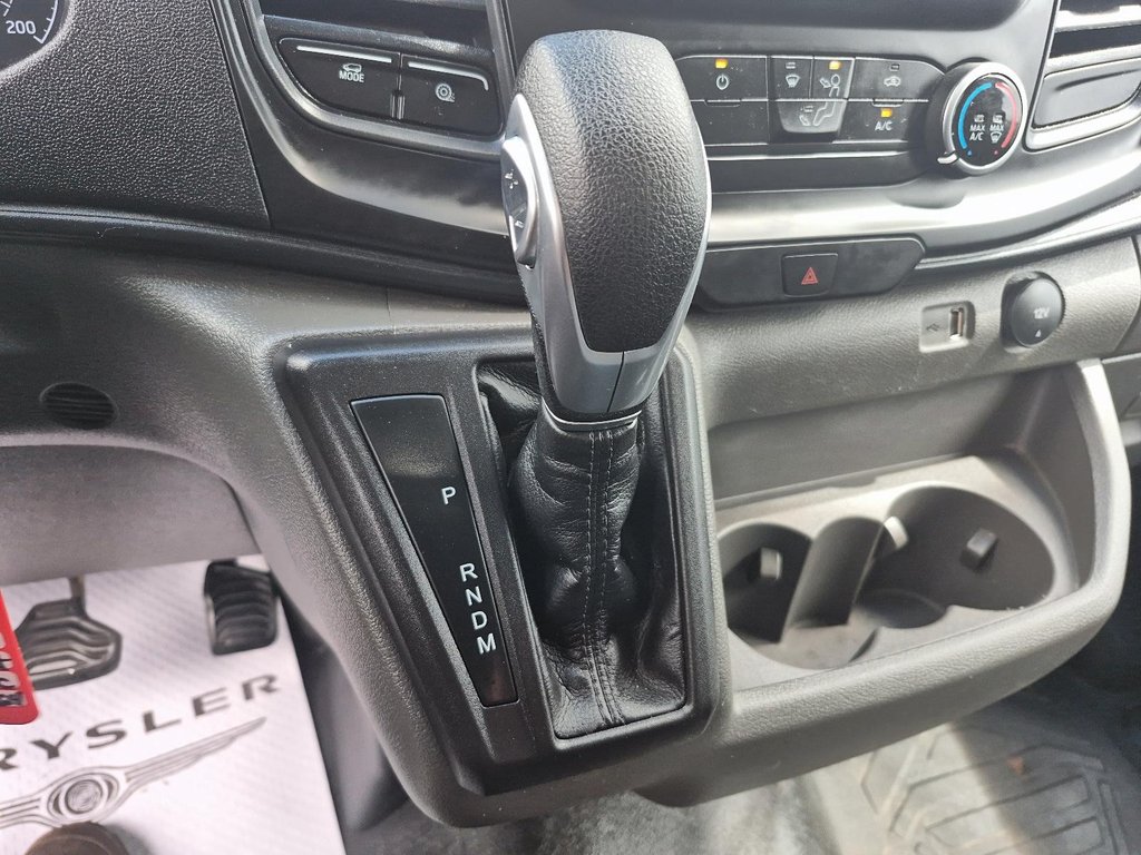 2025 Ford Transit Cargo Van T250 CARGO HIGH ROOF in Sherbrooke, Quebec - 15 - w1024h768px