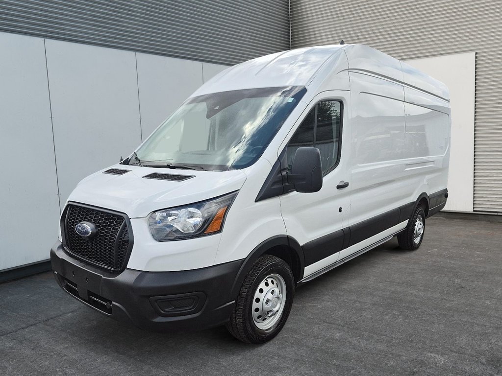2025 Ford Transit Cargo Van T250 CARGO HIGH ROOF in Sherbrooke, Quebec - 1 - w1024h768px