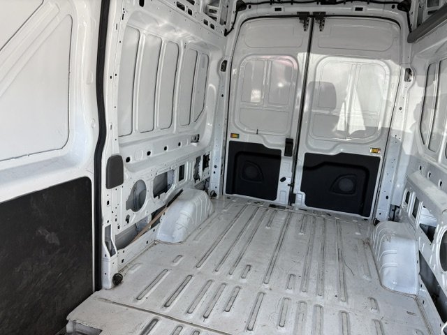 2025 Ford Transit Cargo Van 250 HIGH-ROOF in Sherbrooke, Quebec - 11 - w1024h768px
