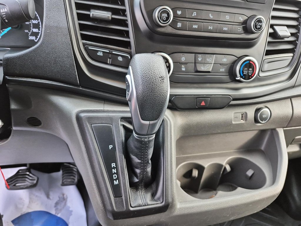 2023 Ford TRANSIT CUTAWAY T250 12 PIEDS // BOÎTE EN ALUMINIUM in Sherbrooke, Quebec - 15 - w1024h768px