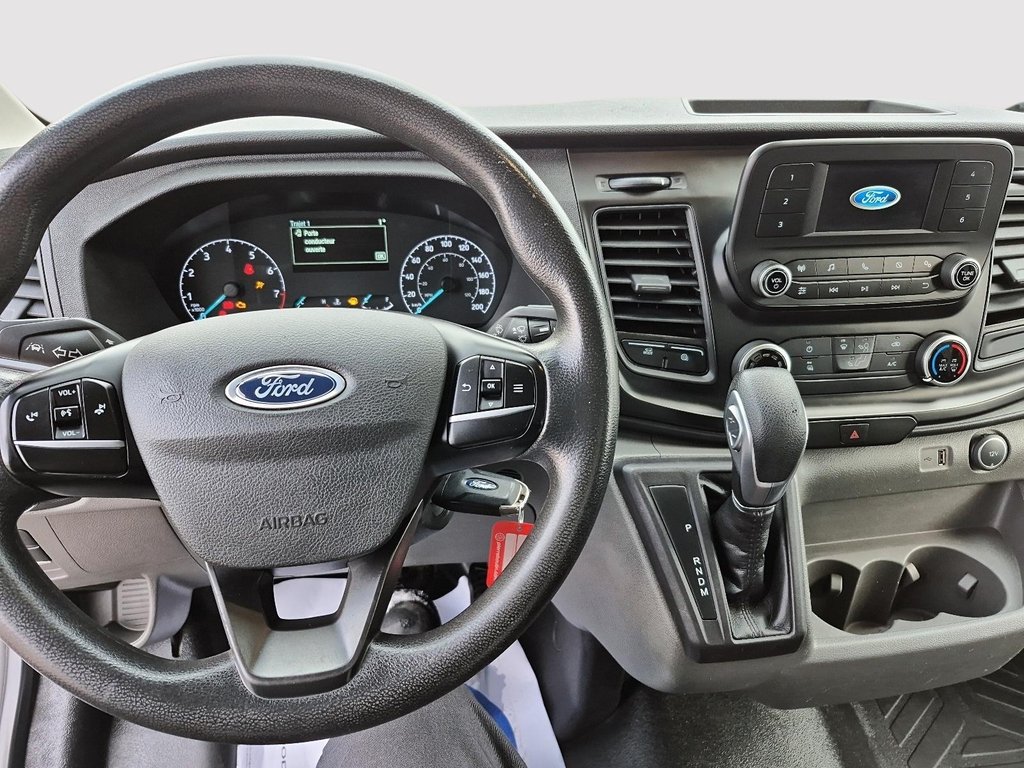 2023 Ford TRANSIT CUTAWAY T250 12 PIEDS // BOÎTE EN ALUMINIUM in Sherbrooke, Quebec - 10 - w1024h768px