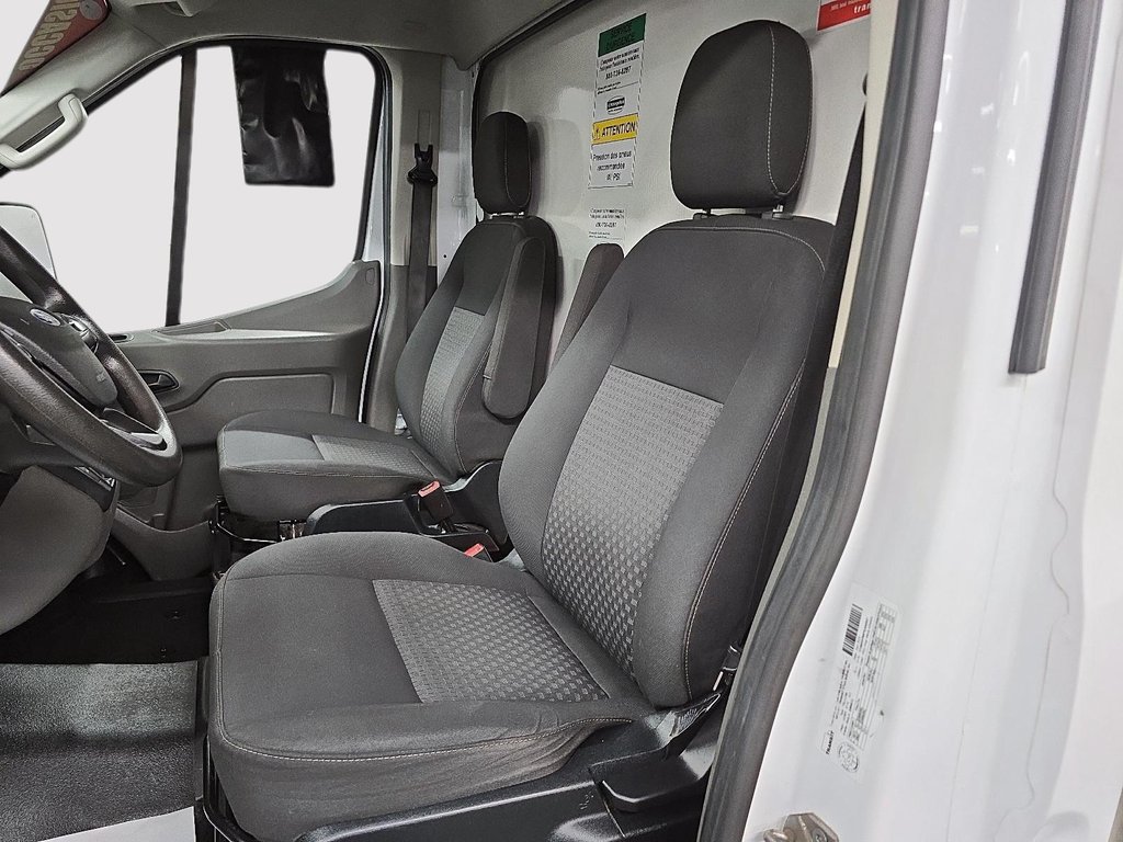 Ford TRANSIT CUTAWAY T250 12 PIEDS // BOÎTE EN ALUMINIUM 2023 à Sherbrooke, Québec - 9 - w1024h768px