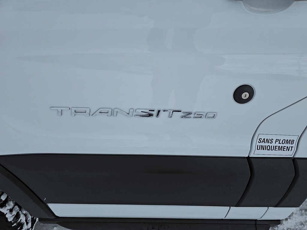 Ford TRANSIT CUTAWAY TRANSIT // CUTAWAY // CUBE 2024-5