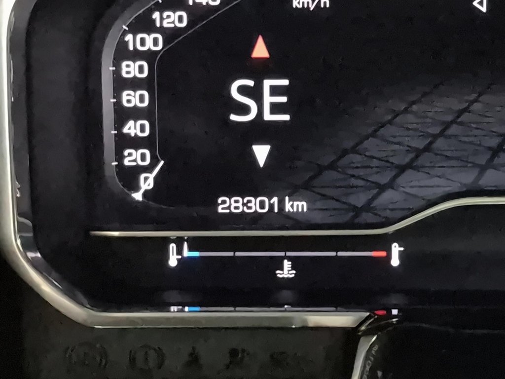 2025 GMC Sierra 1500 X31 // ELEVATION // V8 // 5.3L in Sherbrooke, Quebec - 13 - w1024h768px
