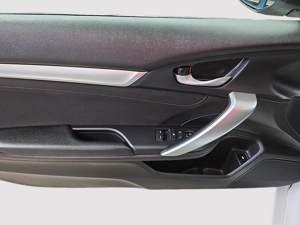 2020 Honda Civic Coupe SPORT // TOIT OUVRANT // BAS KILO !! in Sherbrooke, Quebec - 11 - w1024h768px