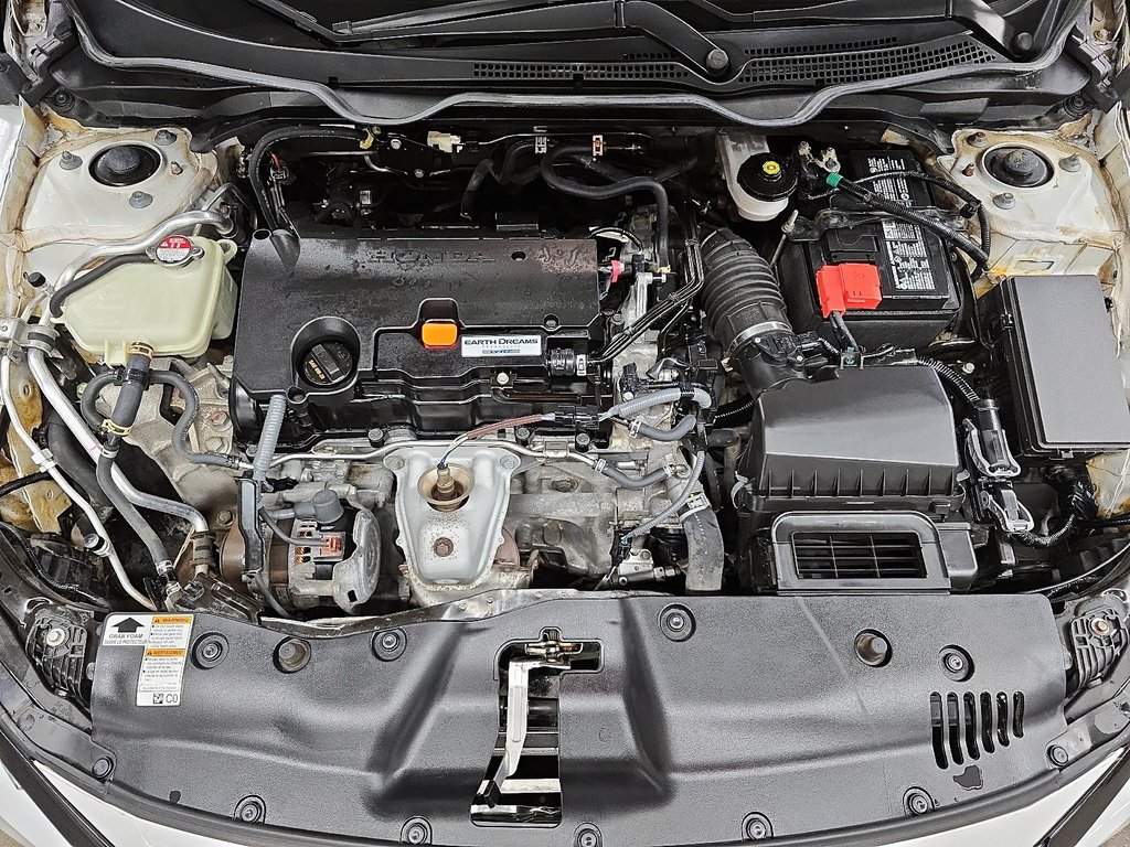 2020 Honda Civic Coupe SPORT // TOIT OUVRANT // BAS KILO !! in Sherbrooke, Quebec - 8 - w1024h768px
