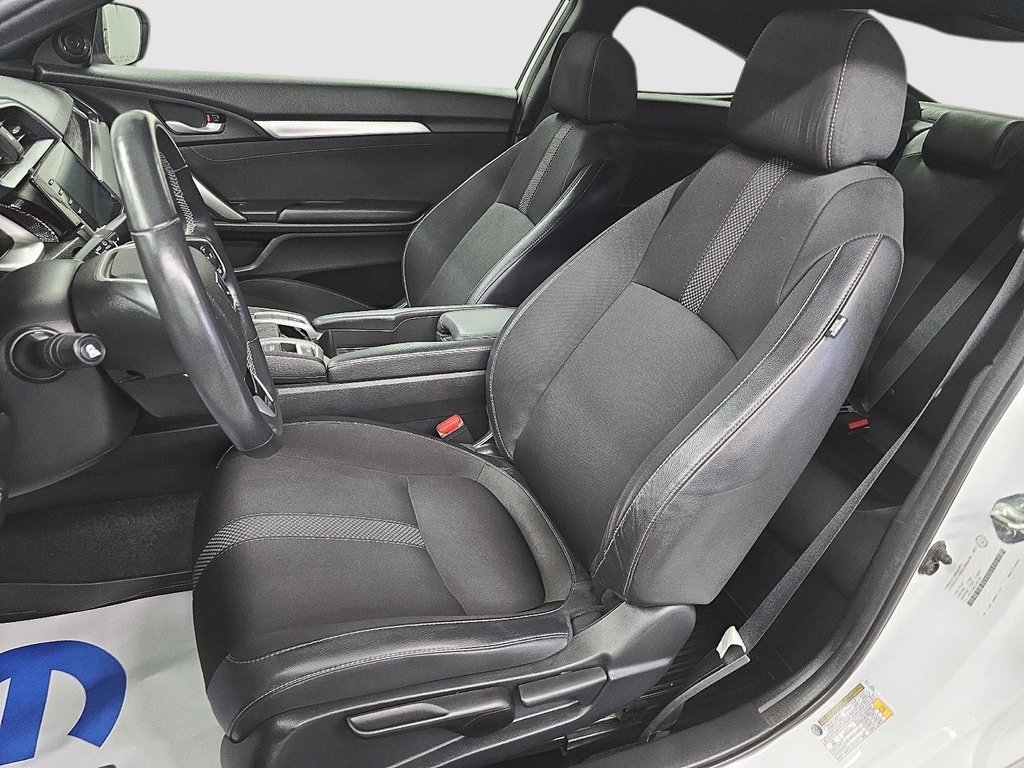 2020 Honda Civic Coupe SPORT // TOIT OUVRANT // BAS KILO !! in Sherbrooke, Quebec - 9 - w1024h768px