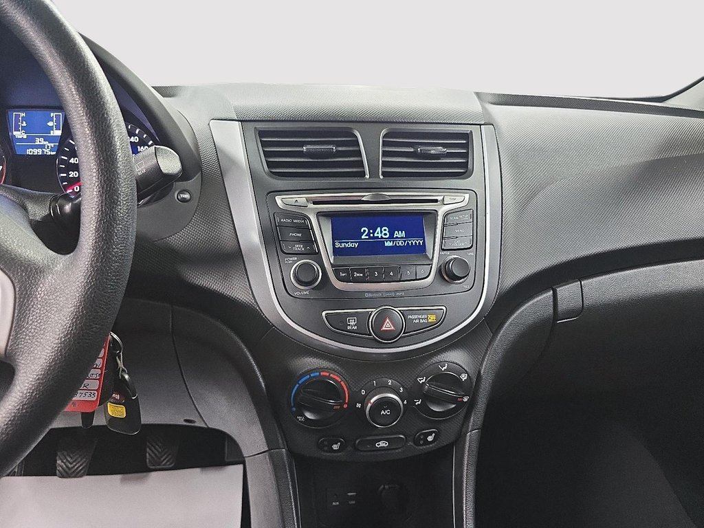 Hyundai Accent GL / ACCENT / HATCHBACK 2016 à Sherbrooke, Québec - 16 - w1024h768px
