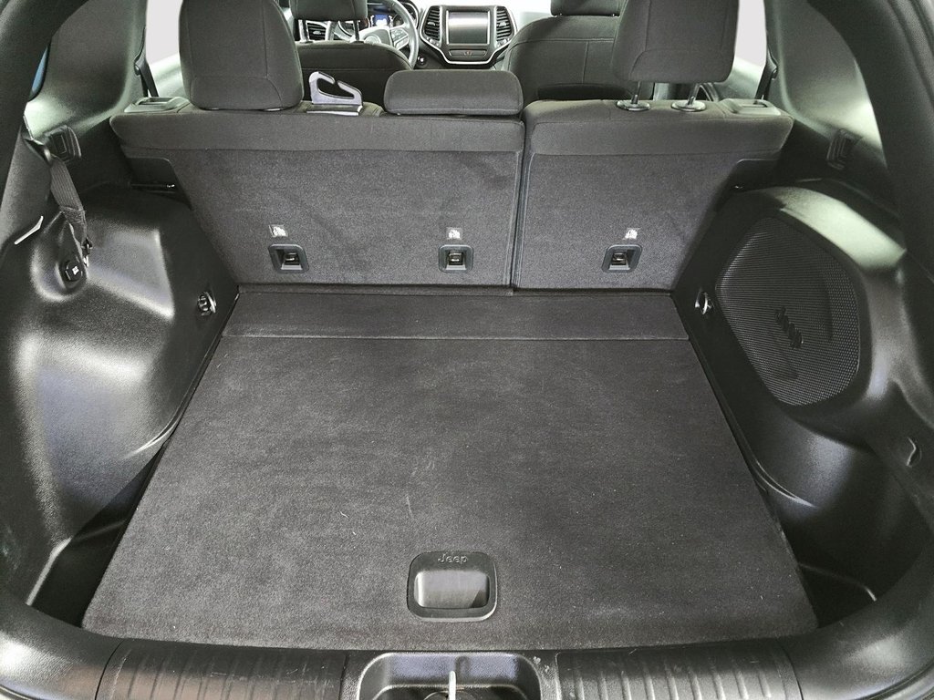 Jeep Cherokee NORTH 4X4 // V6 // TOIT PANORAMIQUE 2022-5