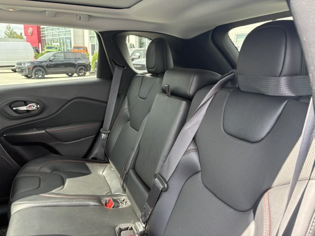 2022 Jeep Cherokee Trailhawk Elite in Sherbrooke, Quebec - 16 - w1024h768px