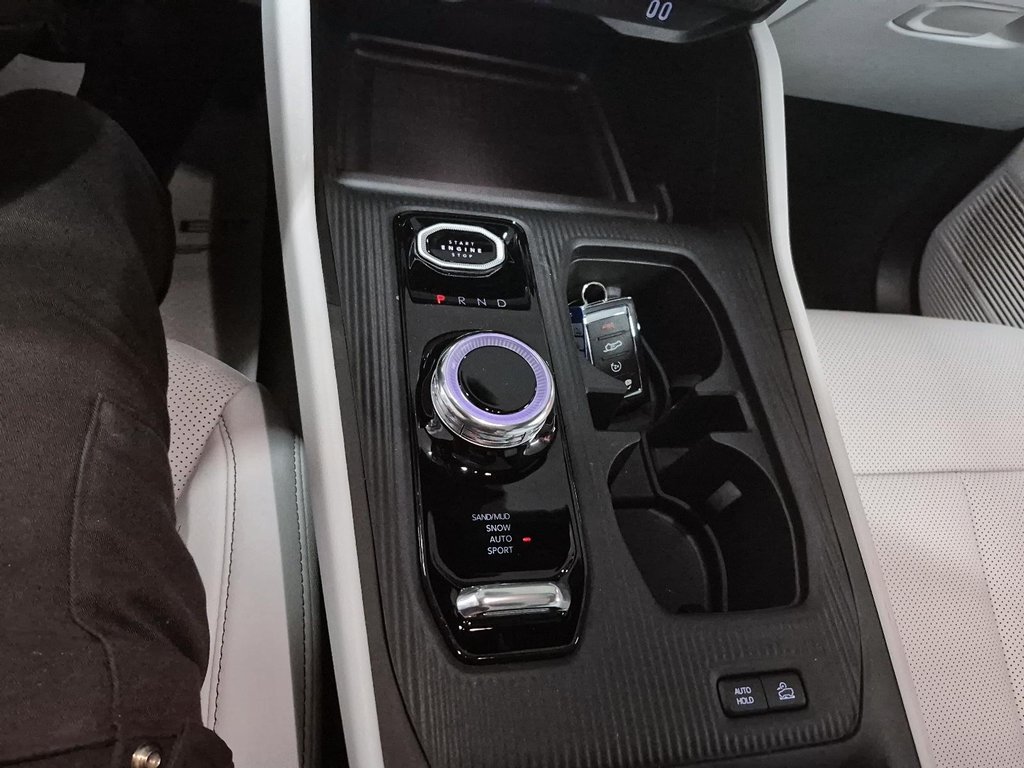 2026 Jeep Cherokee LIMITED in St-Jean-Sur-Richelieu, Quebec - 15 - w1024h768px