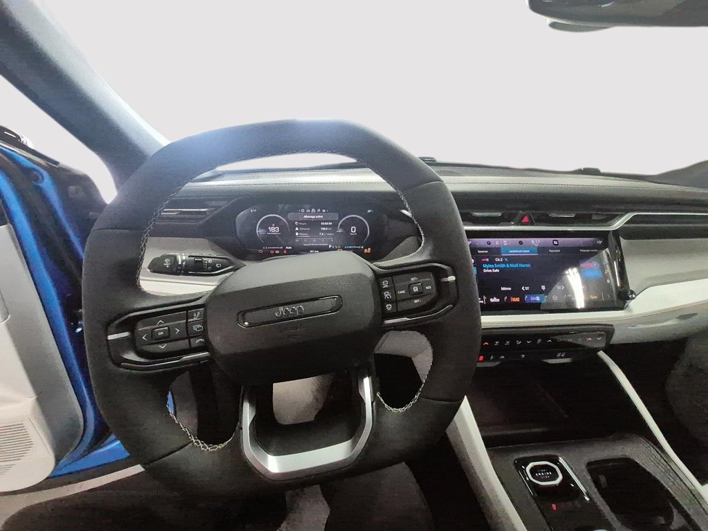 Jeep Cherokee LIMITED 2026 à St-Jean-Sur-Richelieu, Québec - 10 - w1024h768px