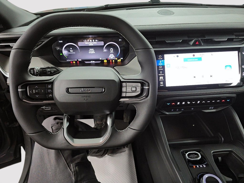 2026 Jeep Cherokee LIMITED in Sherbrooke, Quebec - 14 - w1024h768px