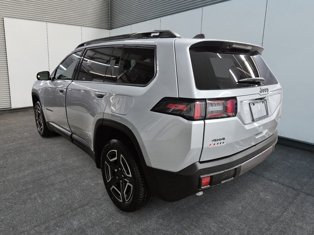 Jeep Cherokee LAREDO 2026 à St-Jean-Sur-Richelieu, Québec - 4 - w1024h768px