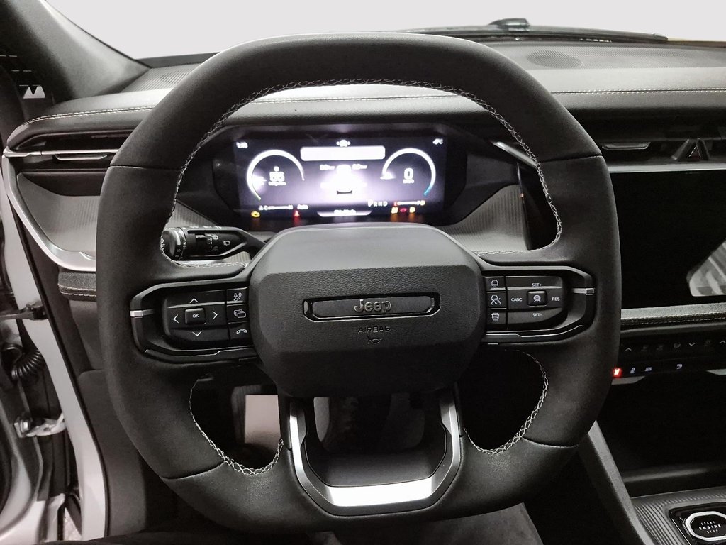 Jeep Cherokee LAREDO 2026 à St-Jean-Sur-Richelieu, Québec - 12 - w1024h768px