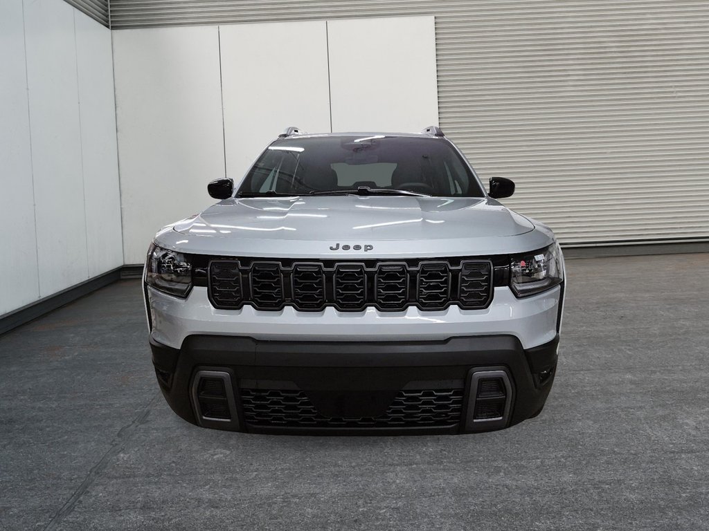 Jeep Cherokee LAREDO 2026 à St-Jean-Sur-Richelieu, Québec - 2 - w1024h768px