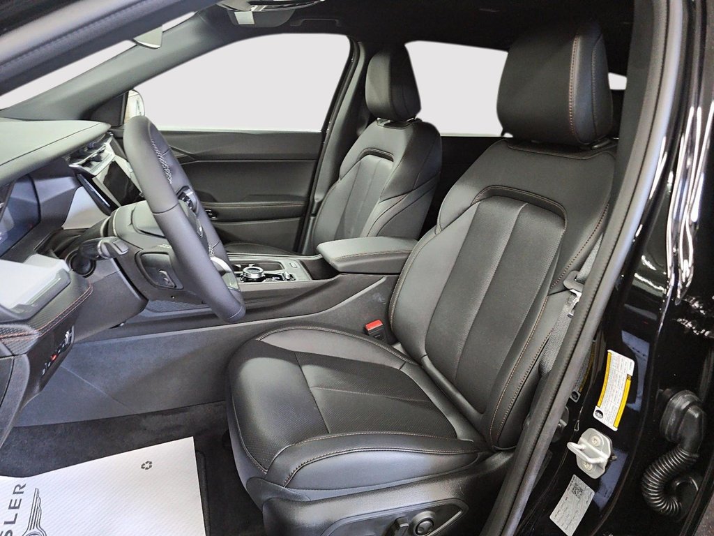 Jeep Cherokee LIMITED 2026 à St-Jean-Sur-Richelieu, Québec - 9 - w1024h768px