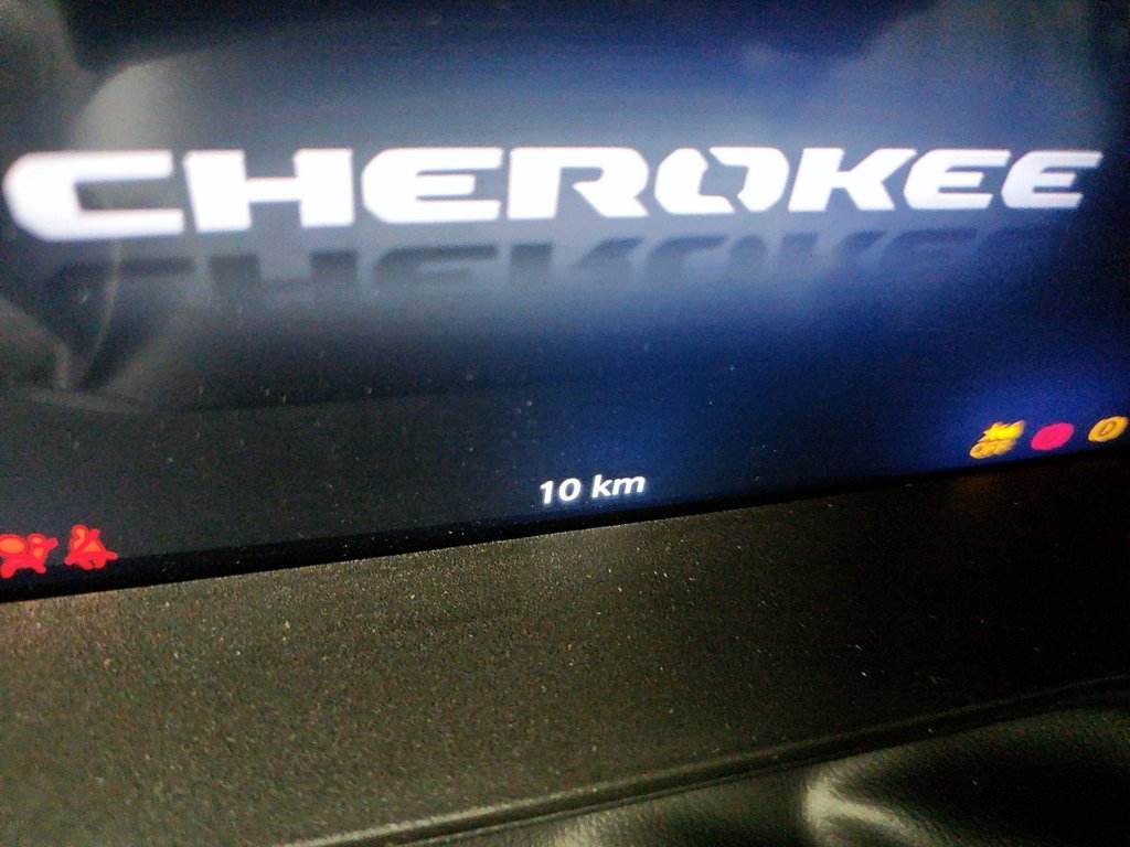2026 Jeep Cherokee OVERLAND in Sherbrooke, Quebec - 13 - w1024h768px
