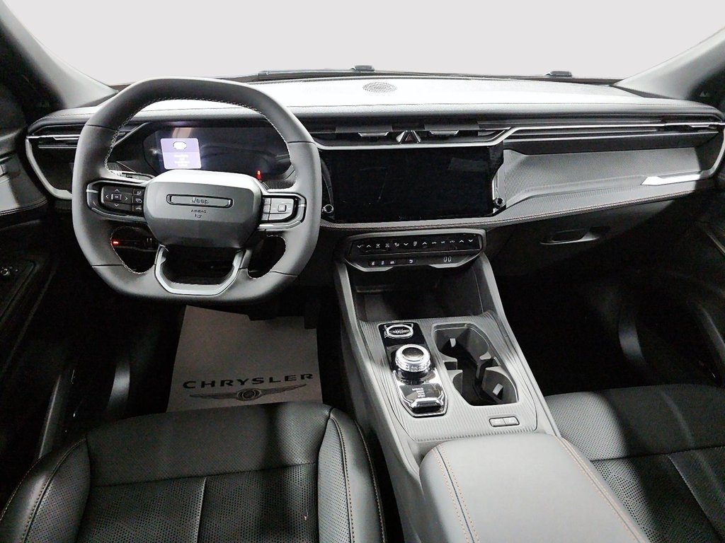 2026 Jeep Cherokee OVERLAND in Sherbrooke, Quebec - 10 - w1024h768px