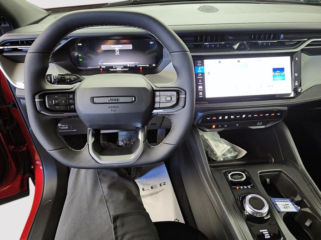 2026 Jeep Cherokee LIMITED in St-Jean-Sur-Richelieu, Quebec - 14 - w1024h768px