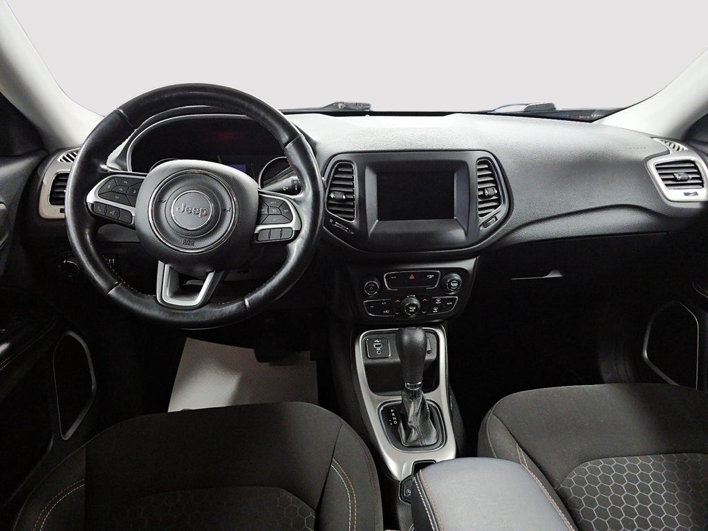 2021 Jeep Compass JEEP // SPORT // COMPASS in Sherbrooke, Quebec - 10 - w1024h768px