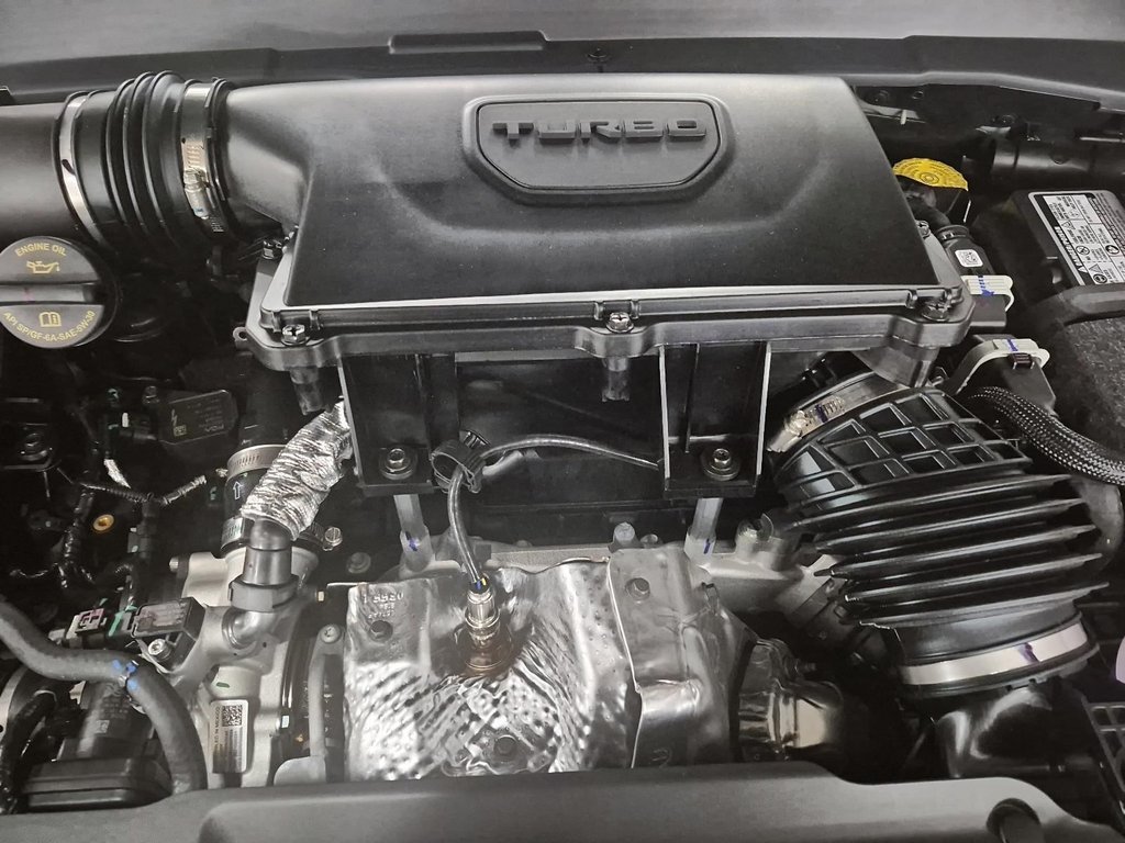 Jeep Compass NORTH 2025 à Sherbrooke, Québec - 8 - w1024h768px