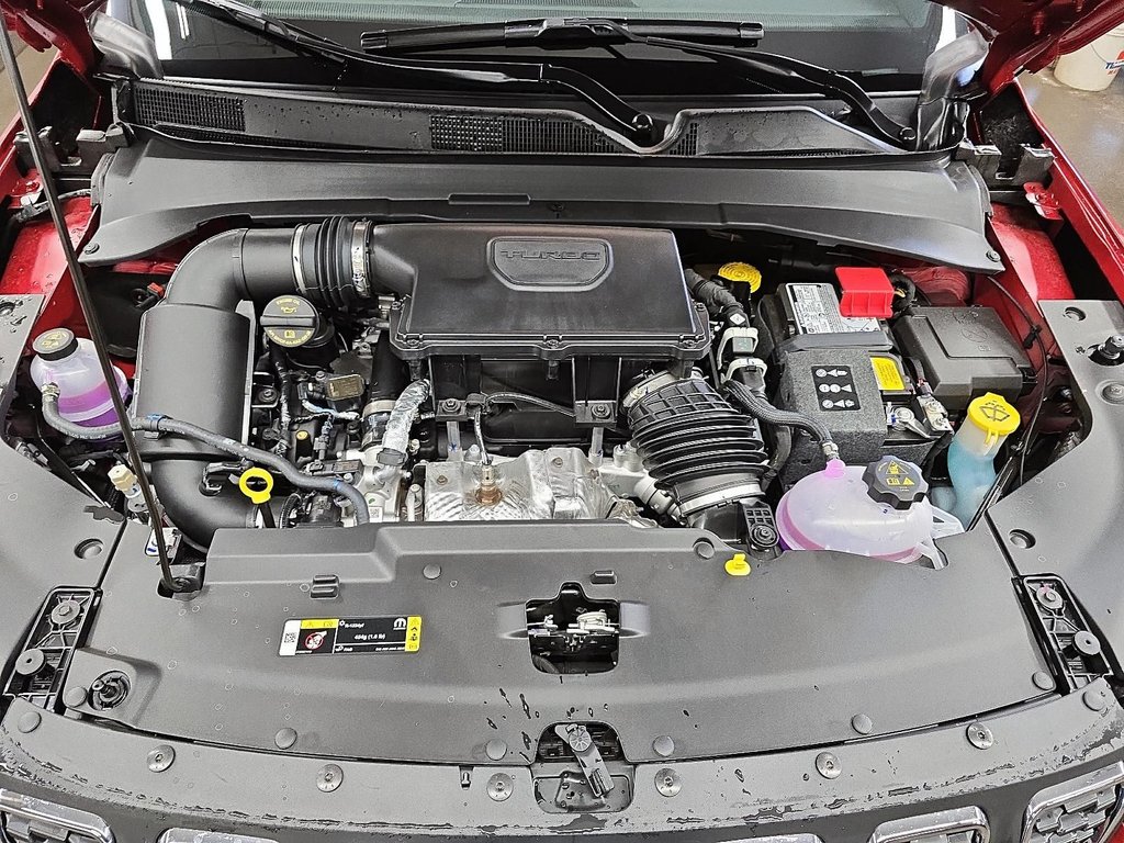 2025 Jeep Compass NORTH in Sherbrooke, Quebec - 8 - w1024h768px