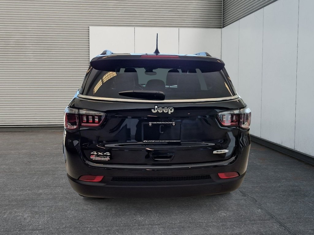 2025 Jeep Compass NORTH in St-Jean-Sur-Richelieu, Quebec - 4 - w1024h768px
