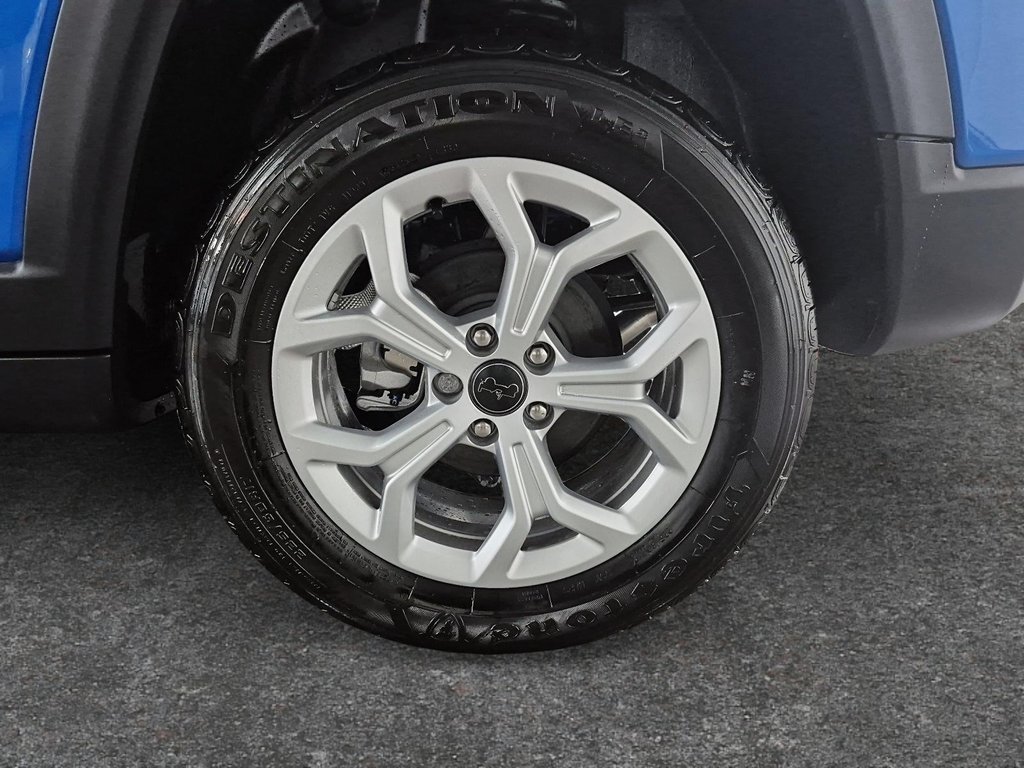 2026 Jeep Compass NORTH in St-Jean-Sur-Richelieu, Quebec - 7 - w1024h768px