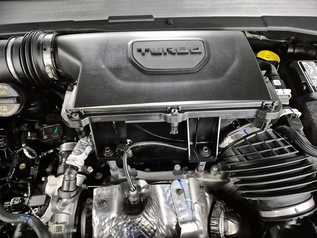 2026 Jeep Compass NORTH in St-Jean-Sur-Richelieu, Quebec - 8 - w1024h768px