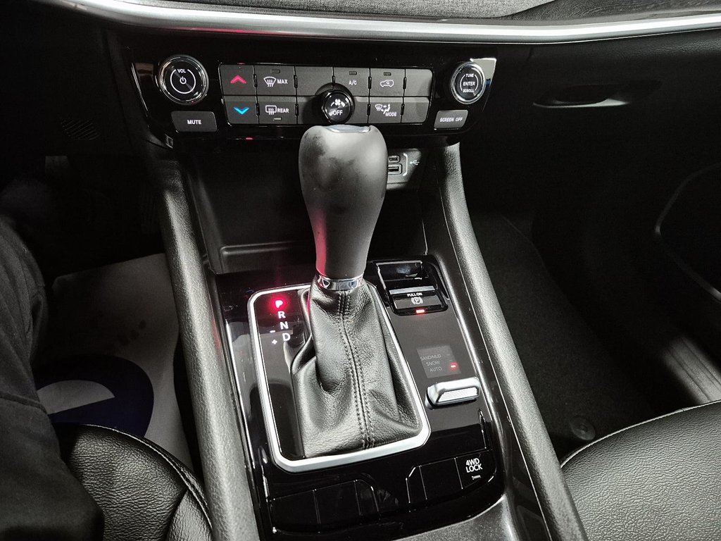 2026 Jeep Compass NORTH in St-Jean-Sur-Richelieu, Quebec - 15 - w1024h768px