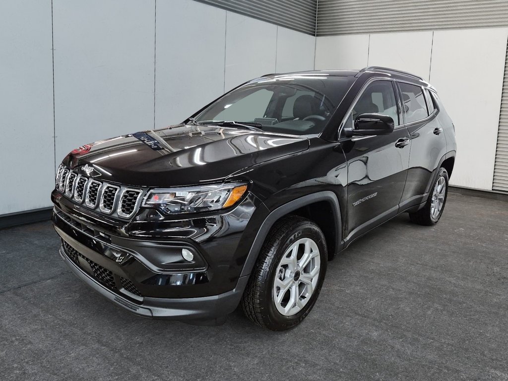 Jeep Compass NORTH 2026 à Sherbrooke, Québec - 1 - w1024h768px
