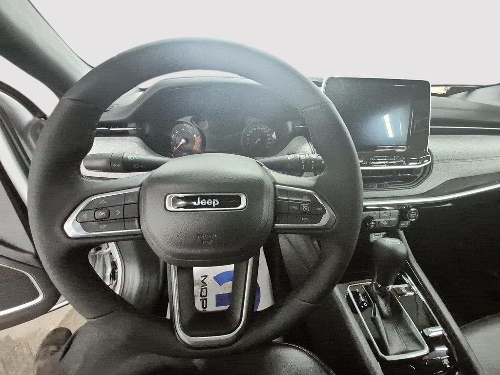 Jeep Compass NORTH 2026 à St-Jean-Sur-Richelieu, Québec - 10 - w1024h768px