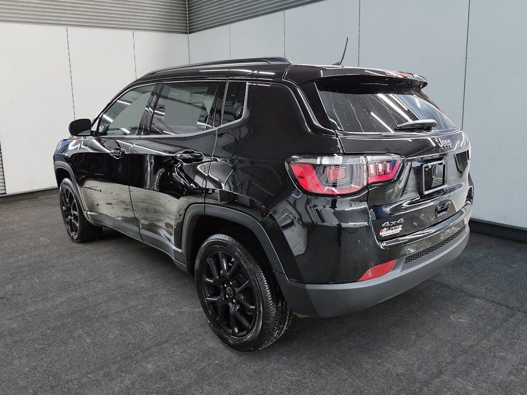 2026 Jeep Compass NORTH in Sherbrooke, Quebec - 4 - w1024h768px