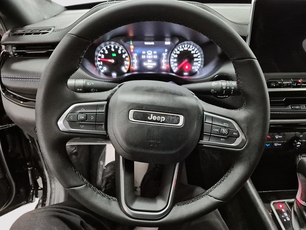 2026 Jeep Compass NORTH in Sherbrooke, Quebec - 12 - w1024h768px