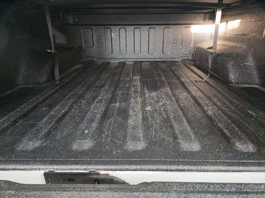 2020 Jeep Gladiator SPORT S // JEEP // GLADIATOR in Sherbrooke, Quebec - 17 - w1024h768px