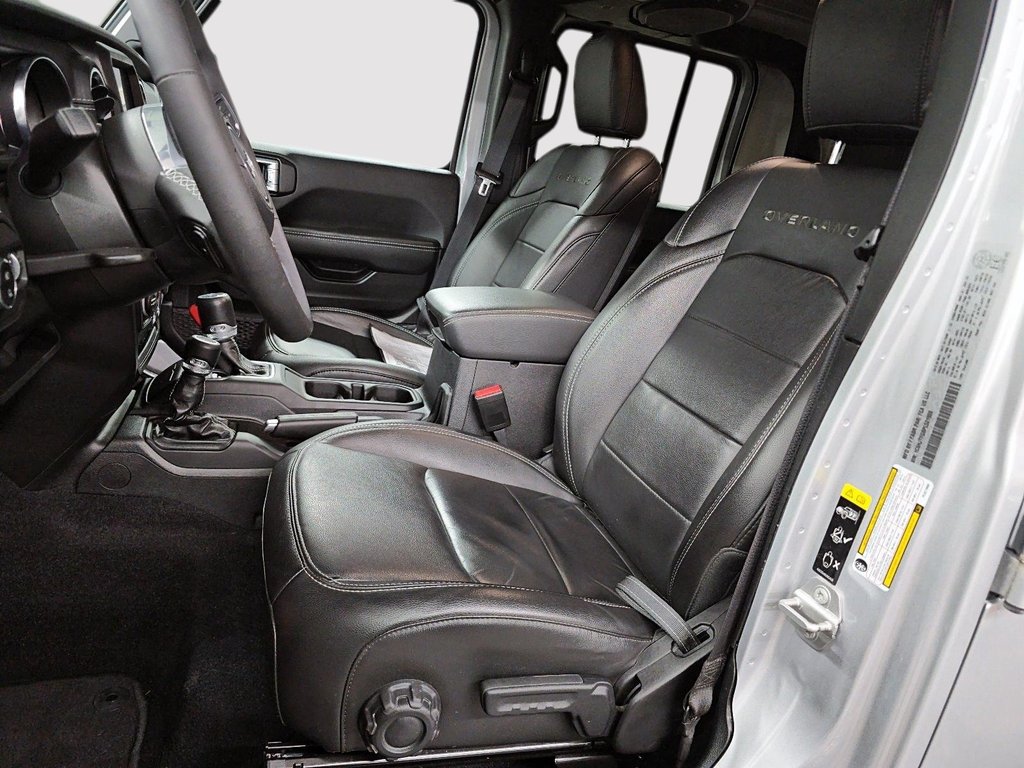 2023 Jeep Gladiator OVERLAND // 4RM // V6 PENTASTAR in Sherbrooke, Quebec - 9 - w1024h768px