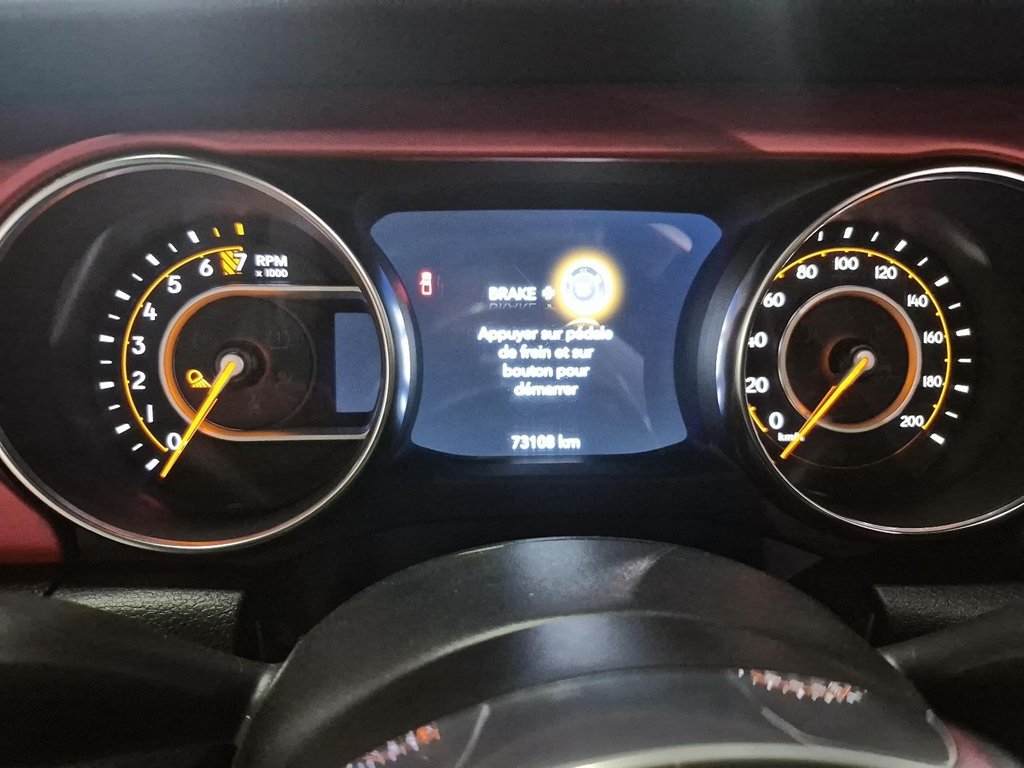 Jeep Gladiator RUBICON 4X4 // SIÈGES ET VOLANT CHAUFFANTS 2023 à Sherbrooke, Québec - 13 - w1024h768px