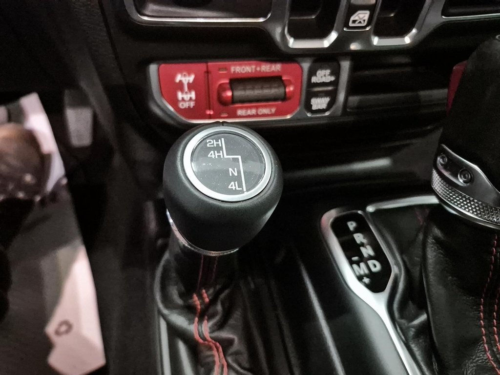 Jeep Gladiator RUBICON 4X4 // SIÈGES ET VOLANT CHAUFFANTS 2023 à Sherbrooke, Québec - 15 - w1024h768px