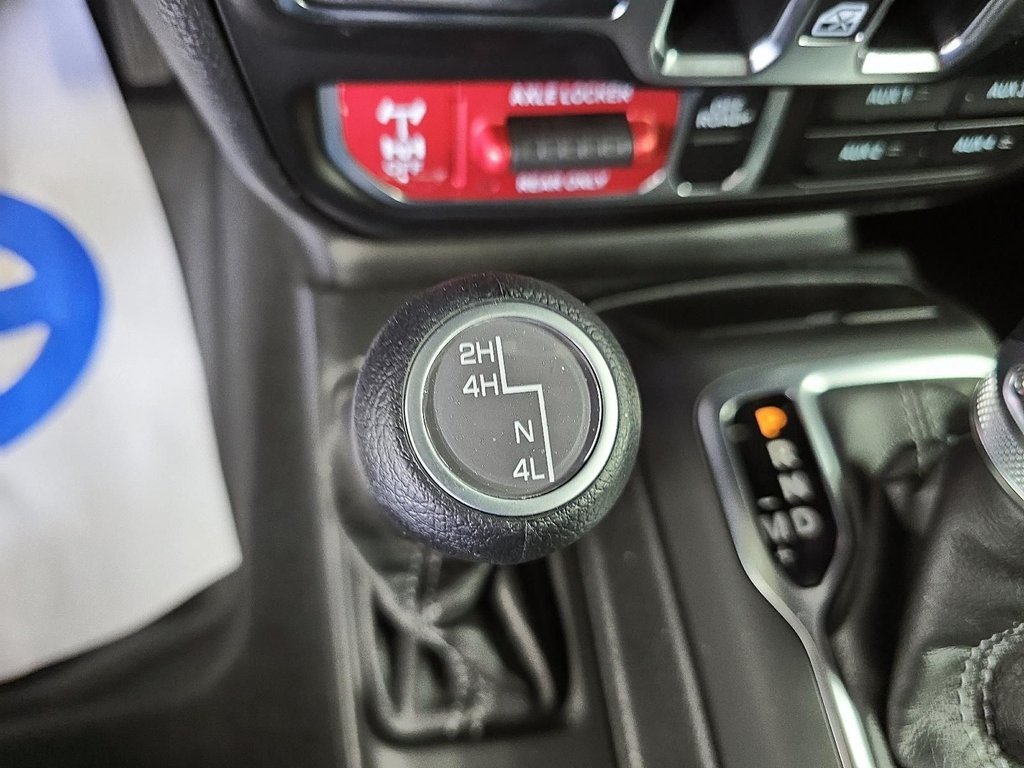 Jeep Gladiator WILLYS 2025 à Sherbrooke, Québec - 15 - w1024h768px