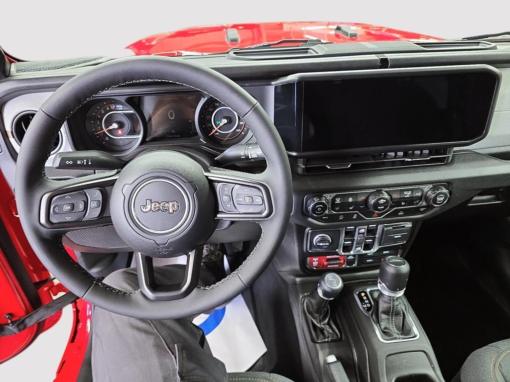 Jeep Gladiator WILLYS 2025 à Sherbrooke, Québec - 13 - w1024h768px