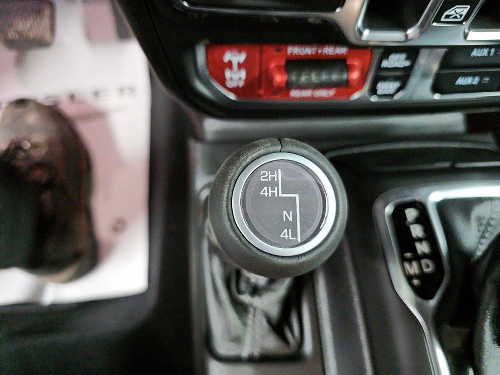 2026 Jeep Gladiator RUBICON in St-Jean-Sur-Richelieu, Quebec - 16 - w1024h768px